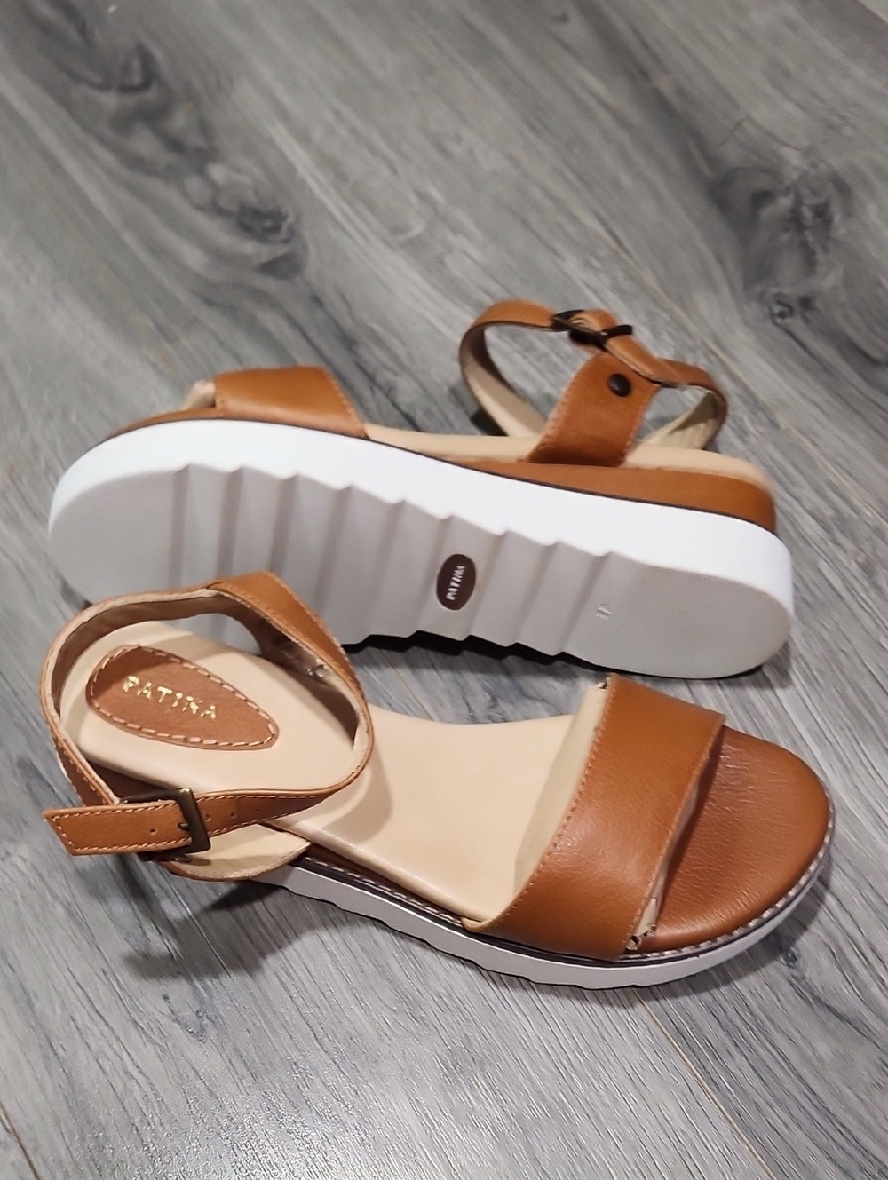 Patina NIB Cognac Brown Platform Sandals By Portland Leather Discontinued